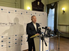 Sąd uderza w prokuraturę! Prezydent Nowego Sącza wraca do ratusza po zatrzymaniu prz…