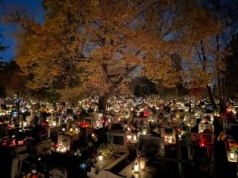 Koncert bez bisów i oklasków na Cmentarzu Rakowickim