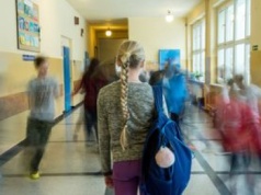 Nauczycielka szarpała i krzyczała na 10-latkę. Rodzice pozwali szkołę