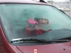 Osiem trików na jesień i zimę.  Kierowcy je uwielbiają. Czy tobie też pomogą?