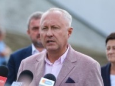 ​Prezydent i wiceprezydent Nowego Sącza wracają do pracy