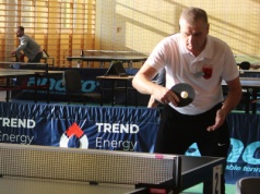 Kolejny raz zawalczą o Złotą Rakietkę Małopolski. Zbliża się turniej tenisa stołowego dla samorządowców i parlamentarzystów