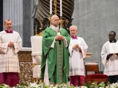 Najwyższą zasadą w Kościele jest miłość