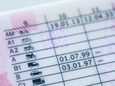 Raz zapłacisz 200 zł i dostajesz nowe uprawnienia. Nie trzeba iść na kurs