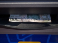 Znikające pieniądze z kont Polaków. Spływają dziesiątki skarg. Policja wydała pilny apel