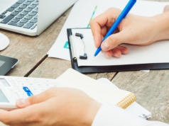 Dotacje dla firm. Można dostać 3,5 mln zł, nie trzeba oddawać