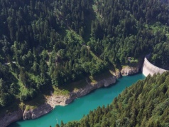 Tafla jeziora kryła tajemnicę sprzed tysięcy lat. To zatopiona wioska z epoki brązu
