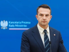 Szłapka wyjaśnia, co ogłosił Tusk. "Żeby był lepszy przepływ informacji"