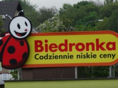 Biedronka idzie na całość. "4+2 gratis" tylko do wtorku, klienci muszą się pospieszyć