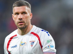 Brutalne zachowanie Lukasa Podolskiego. Piłkarski kryminał, ciężko się na to patrzy