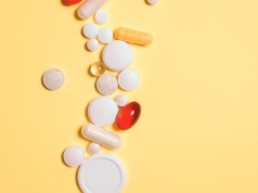 Eli Lilly: obiecujące dane dotyczące leczenia AZS, łysienia i chorób okulistycznych