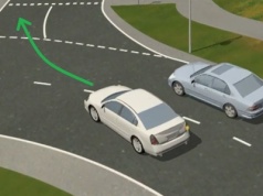 Czy z lewego pasa można zjechać z ronda? Zła odpowiedź może sporo kosztować