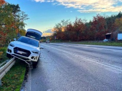 Audi na barierze. Okazało się, że nie jest pegazem