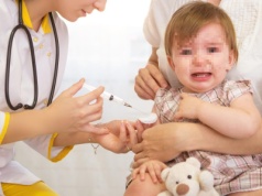 Nie tylko mały Gabryś. Na Podkarpaciu czworo dzieci dostało starą szczepionkę. "Nie chcieliśmy siać paniki"