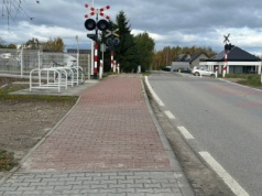 Nowy chodnik na Drapówce w Choczni gotowy. Ponad kilometr bezpiecznej trasy dla pieszych