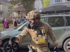 W sobotę rano agenci służb imigracyjnych użyli gazu łzawiącego podczas akcji w dzielnicy Old Irving Park