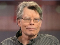 Stephen King poleca te horrory na Halloween. Lista strasznych filmów i seriali na podstawie prozy mistrza grozy