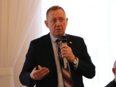 Polityczne trzęsienie ziemi w PiS. Poseł Robert Telus zawieszony w prawach członka partii