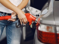 Najtańsze paliwo na świecie. Litr benzyny kosztuje mniej niż litr wody
