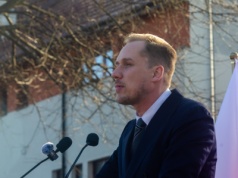 Poseł Konfederacji zatrzymany w krakowskiej Ikei. Miał wynieść zakupy bez płacenia, interweniowała policja