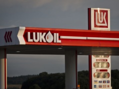 Zagraniczne aktywa Łukoilu idą pod młotek. Inwestorzy giełdowi w panice