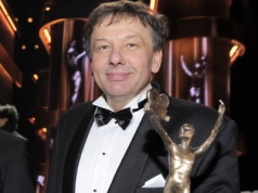 Laskowik żegna się ze sceną. W poniedziałkowy wieczór zgotowano mu wyjątkowy benefis