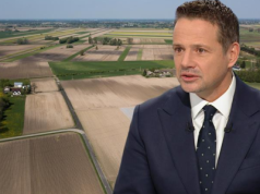 Trzaskowski milczał ws. działki pod CPK? Jest odpowiedź na zarzuty PiS