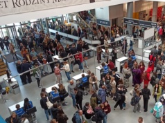 Tłok, kolejki i zarzuty o brak bezpieczeństwa. Po Targach Książki w Krakowie trwa dyskusja