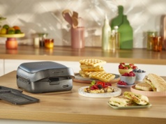 Od zwykłych tostów po "magiczne" ciasteczka. Ten opiekacz zmieni wspólne gotowanie w bajkę