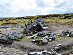 Samolot z turystami runął na ziemię. 12 osób nie żyje