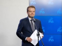 Kolejne zawieszenia w PiS. Rzecznik partii potwierdza