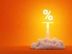 Padło kilka rekordów na GPW. Czterocyfrowy mBank, mocny Budimex i 120 proc. na NewConnect