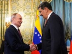 Wielka rosyjska impreza w Caracas. To dlatego Amerykanie płyną po Maduro?