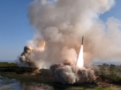 Korea Północna pręży muskuły. Wystrzelono rakiety, nieprzypadkowy moment