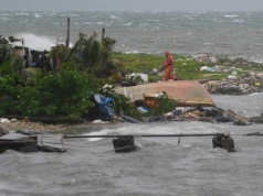 Melissa uderzyła w Jamajkę.  "Miasta nie wyglądają już tak samo"