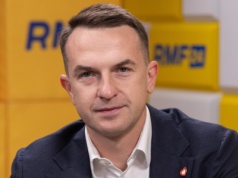 "Wkurzenie nie jest wystarczające". Szłapka odpowiada Horale ws. działki pod CPK