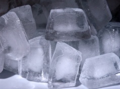 Matematyczny dowód na paradoksalne zachowanie szkieł spinowych. Ten fenomen wymyka się logice