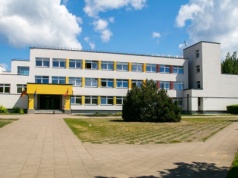 Uczniowie nie będą jeździć na wycieczki? Nowe zasady w szkołach