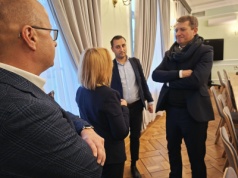 PIT zadowolony z zapowiedzi zmiany Karty Nauczyciela. „Załamanie w wycieczkach szkolnych”