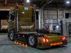 Ciągnik siodłowy inspirowany Nissanem GT-R: Scania 460R po japońskim tuningu