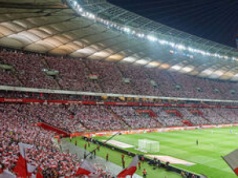 Oszuści oferują bilety na mecz Polska-Holandia. Mieszkaniec regionu sporo stracił