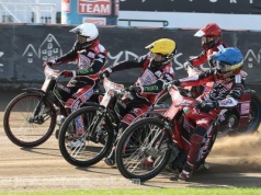 Żużel. On też mógł trafić do Ostrowa, było bardzo blisko! Dlaczego wybrali Czugunowa?