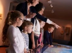 Szkolne wycieczki odwoływane. Nauczyciele protestują przeciw nowym zasadom płac