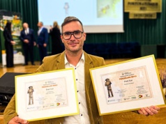 Pszczelarz ze Skoczowa doceniony w Warszawie