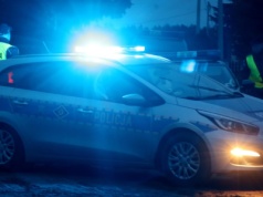 Dramat pod Poznaniem. Autobus zderzył się z ciężarówką. Zginął kierowca