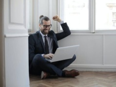 Praca po nowemu: wolność, elastyczność i finansowa dojrzałość w czasach gig economy