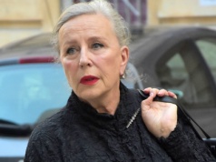 Janda ujawnia zarobki w swoich teatrach. Tyle płaci reżyserom i aktorom