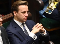 W aferze z działką pod CPK najbardziej uderza zmowa milczenia ponad podziałami politycznymi