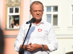 Tusk napisał ws. "Wielkiego Bu". Od razu wbił szpilkę Nawrockiemu