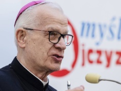 Archidiecezja prosi o modlitwę za arcybiskupa. Potrzebna była pilna operacja